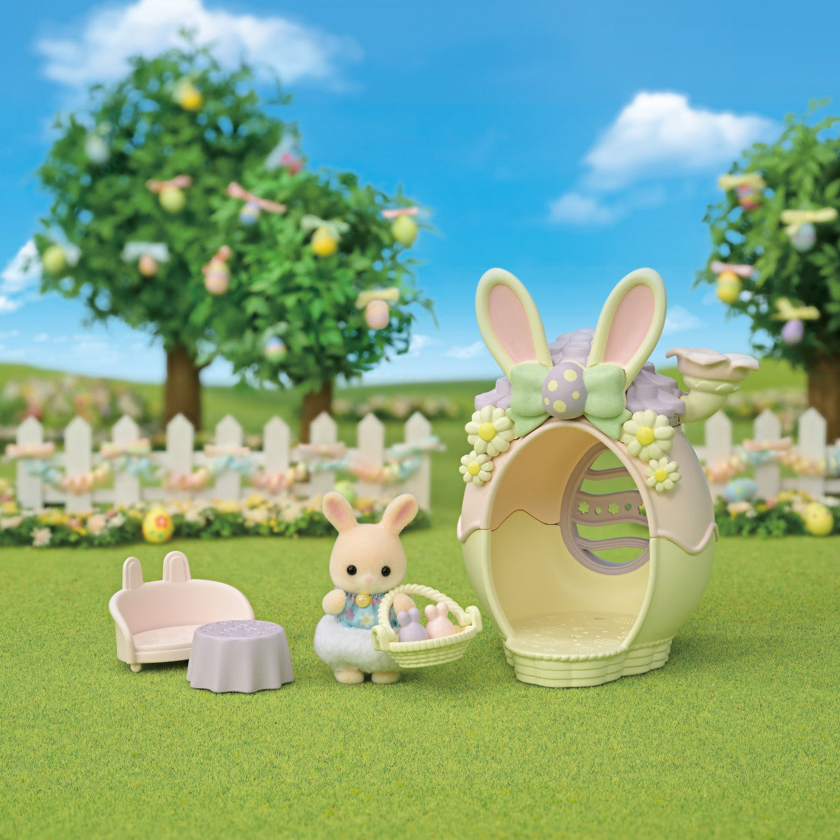Calico Critters New Easter Egg Hutch