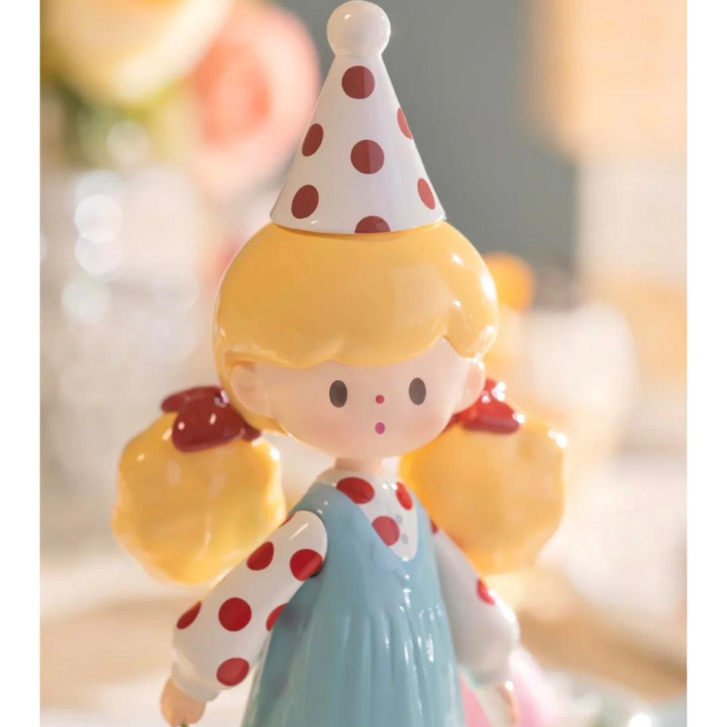 F.UN Childhood Molinta Hanging Card