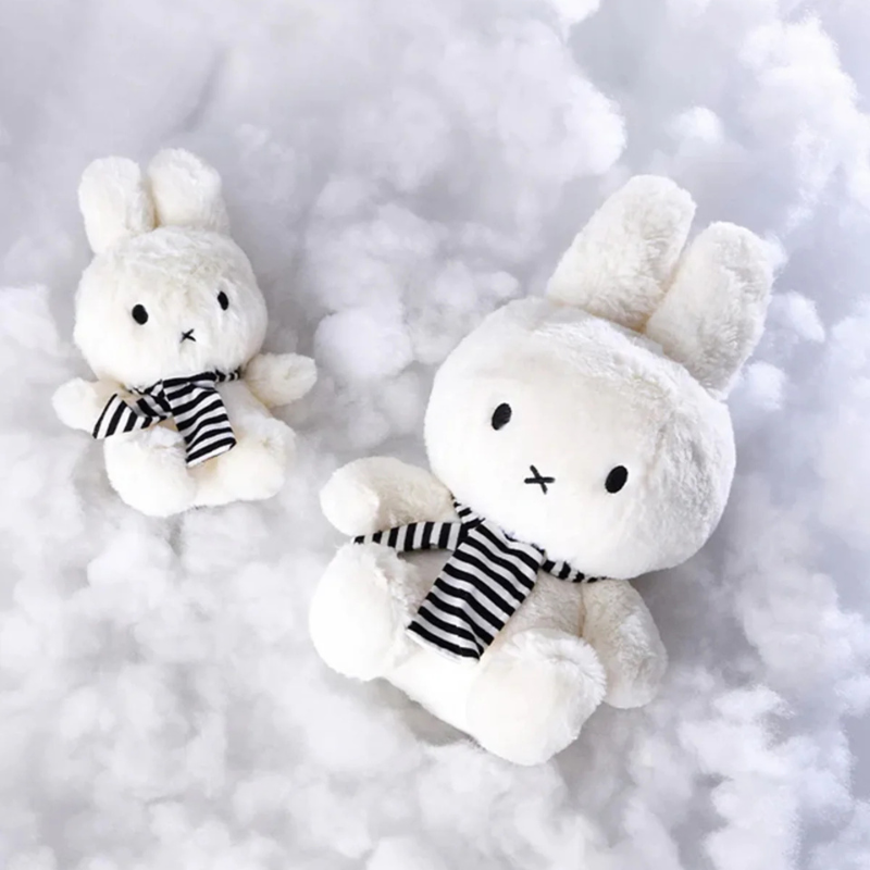 MIFFY Sitting with scarf 4" Keychain
