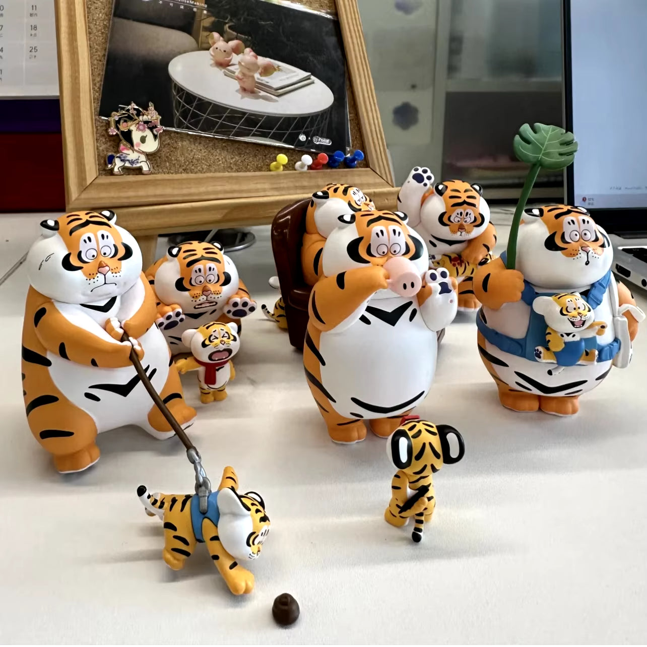FUNISM Fat Tiger Panghu Roaring Love Series Blind Box