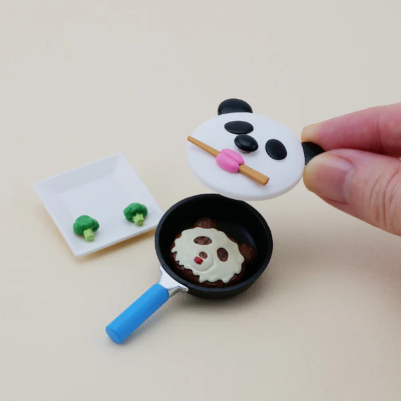 Kenelephant Panda Spoon and Frying Panda Figure Collection