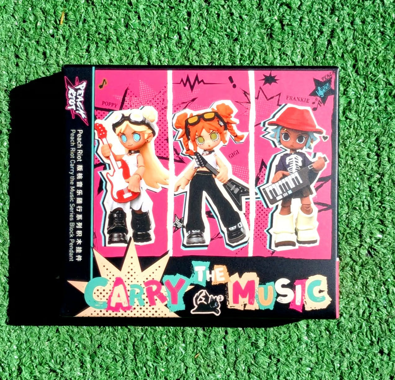 POP MART Peach Riot Carry the Music Series Block Pendant