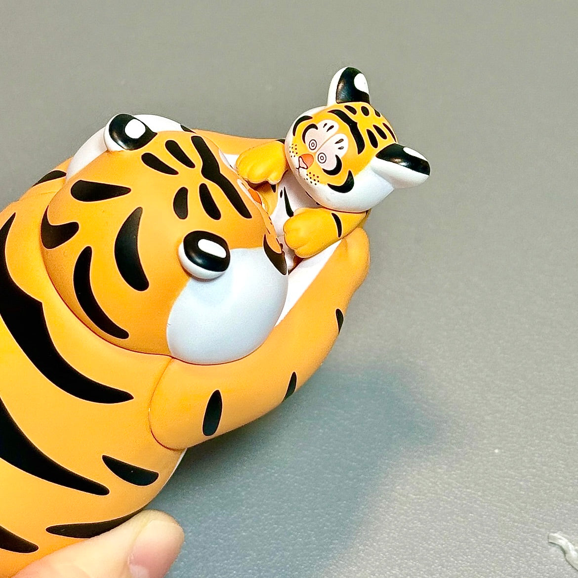 Panghu Fat Tiger Roaring Love Series 2 Blind Box
