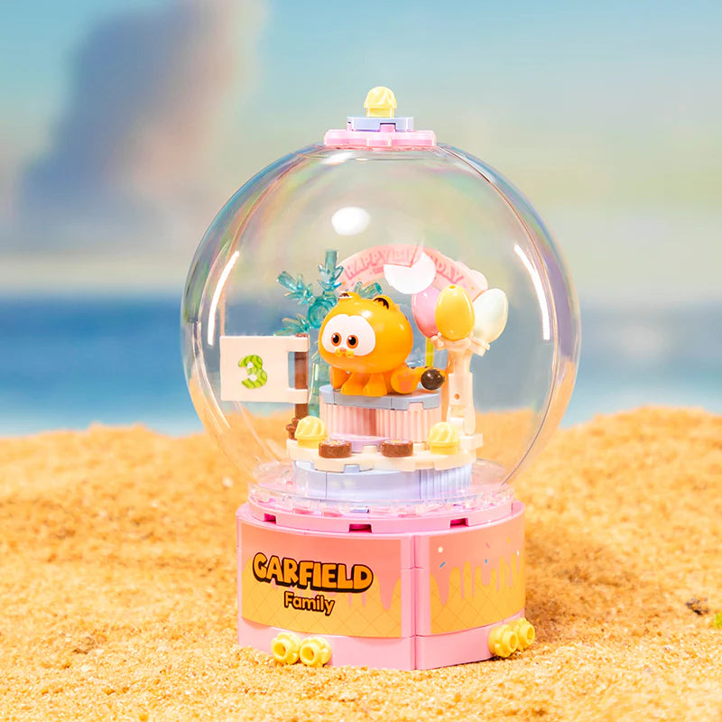 Pantasy x Garfield Crystal Ball Series