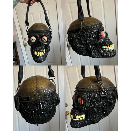 Stephanie Miranda -  Tarman Zombie Purse