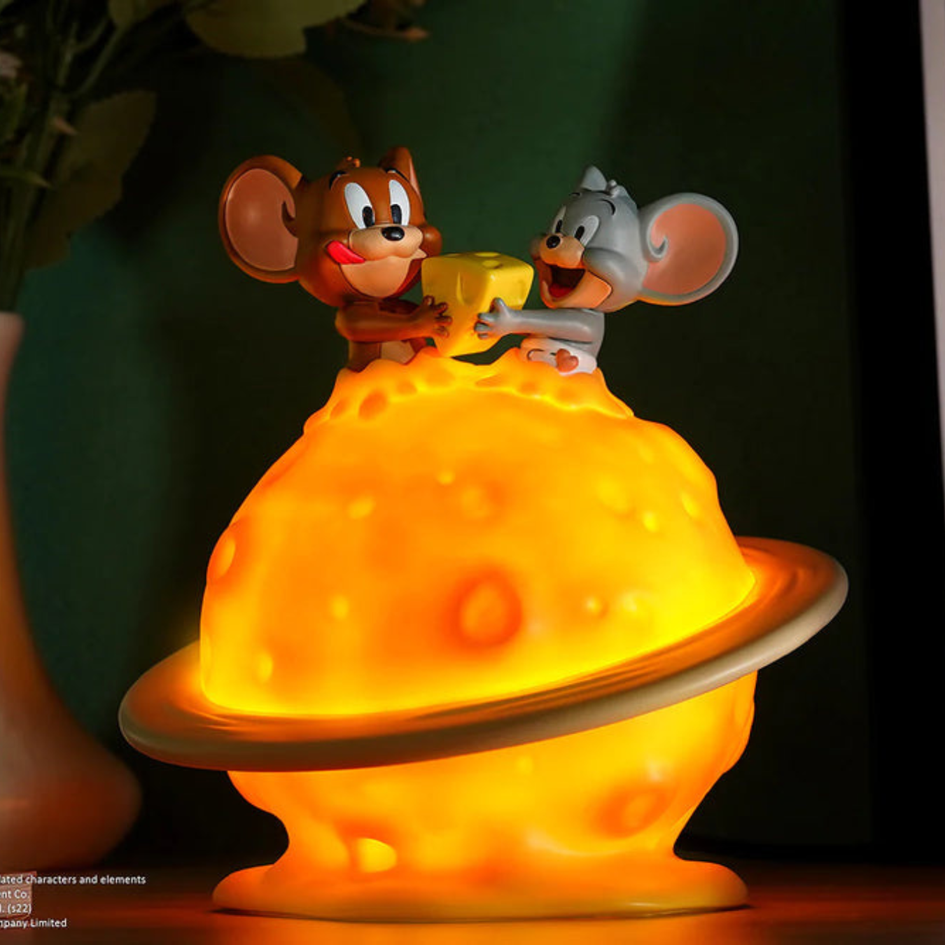 Soap Studio Tom and Jerry-Jerry and Tuffy Cheese Planet USB Night Light