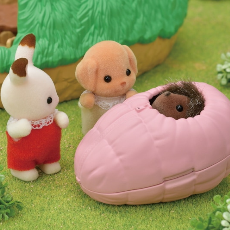 Calico Critters Baby Hedgehog Hideout