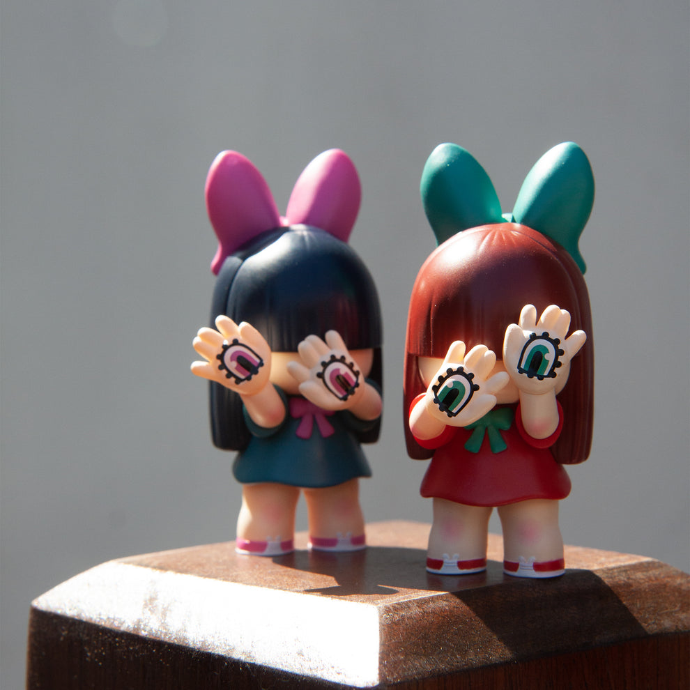 GRAPE BRAIN turn up toys バグるちゃん 蓄光 JINART x GRAPE BRAIN x 