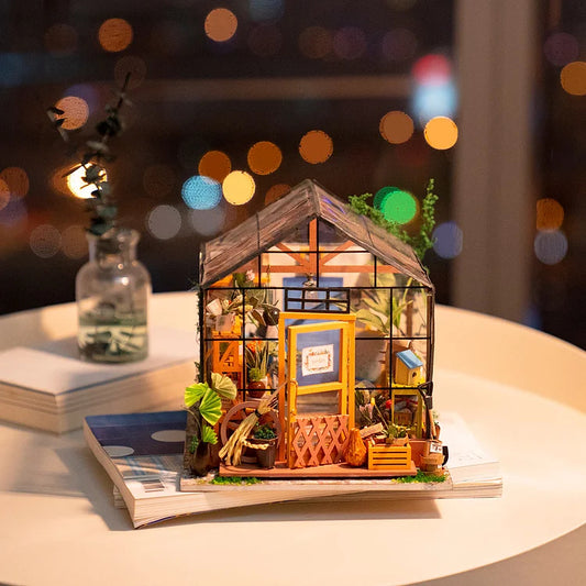 Rolife:  Cathy's Flower House DIY Miniature House