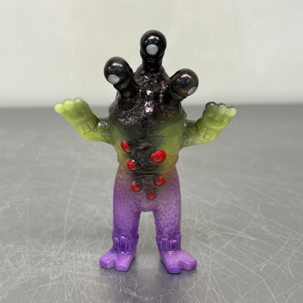 Max Toy Co 20th Anniversary - Max Nagata Customs