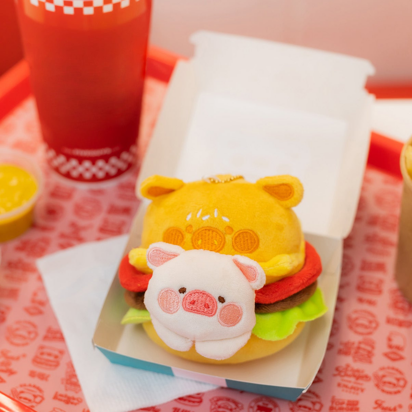 ToyZero+ Lulu The Pig Burger: Hamburger Plushie Keychain